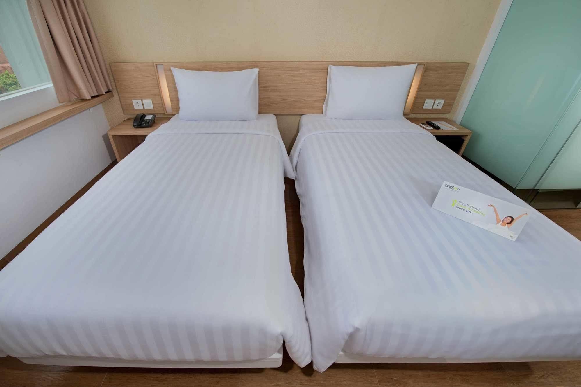 Whiz Prime Hotel Pajajaran Bogor Buitenkant foto